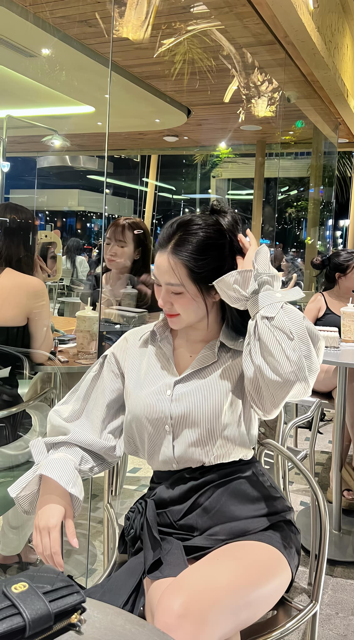 Uyên Vi vi.uyen.39982
