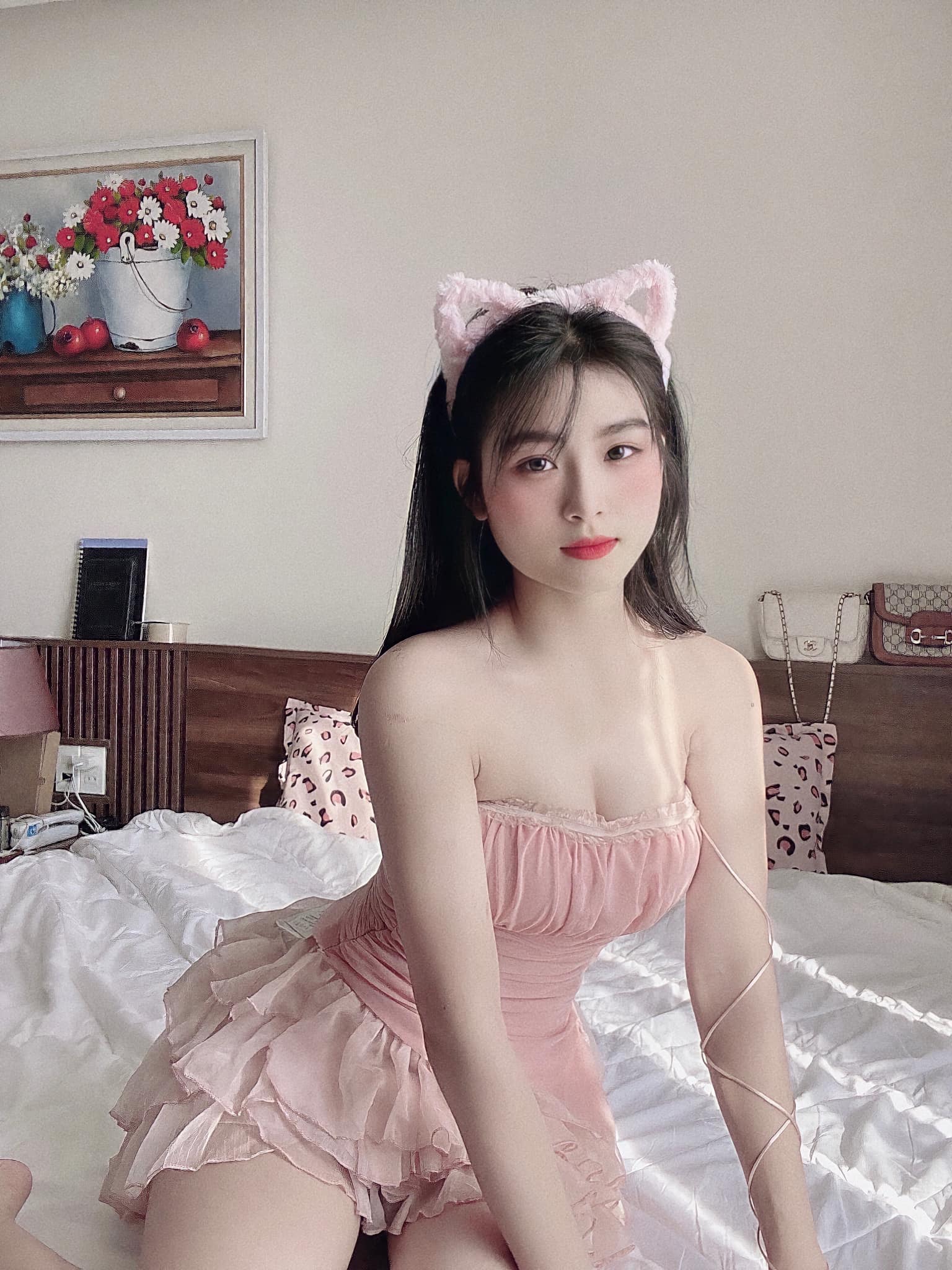 Link facebook, Hotgirl Facebook, Gái xinh facebook, KOLs facebook, Ảnh gái xinh, Hotgirl Võ Thị Thanh Ngân profile.php?id=100011145067706