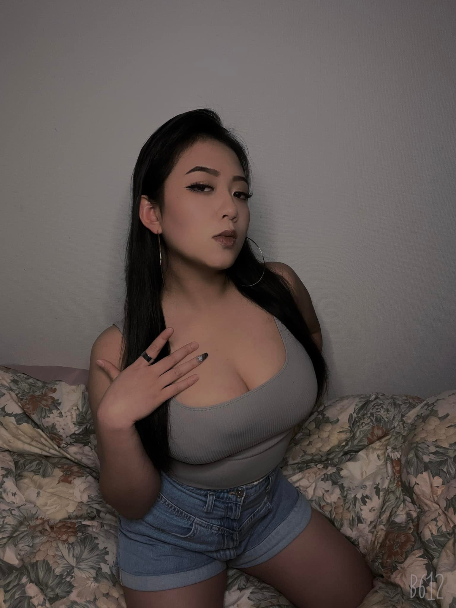 Hotgirl Tiktok, Hotgirl Facbook, Sexy, R1 Võ Thị Yến Nhi id=100011329367087