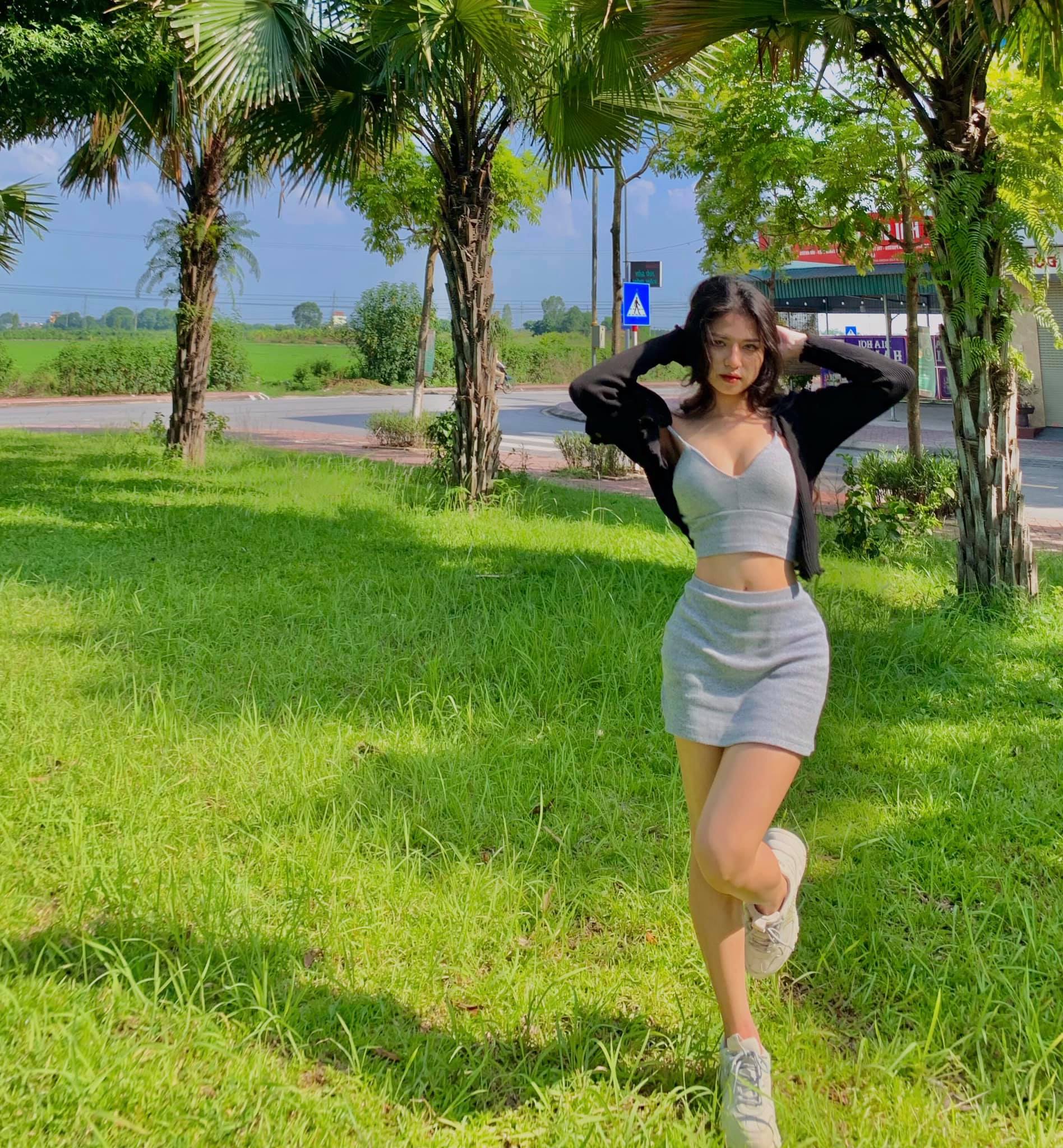 Vũ Nguyệt Linh Nquy3t.Lynq.02