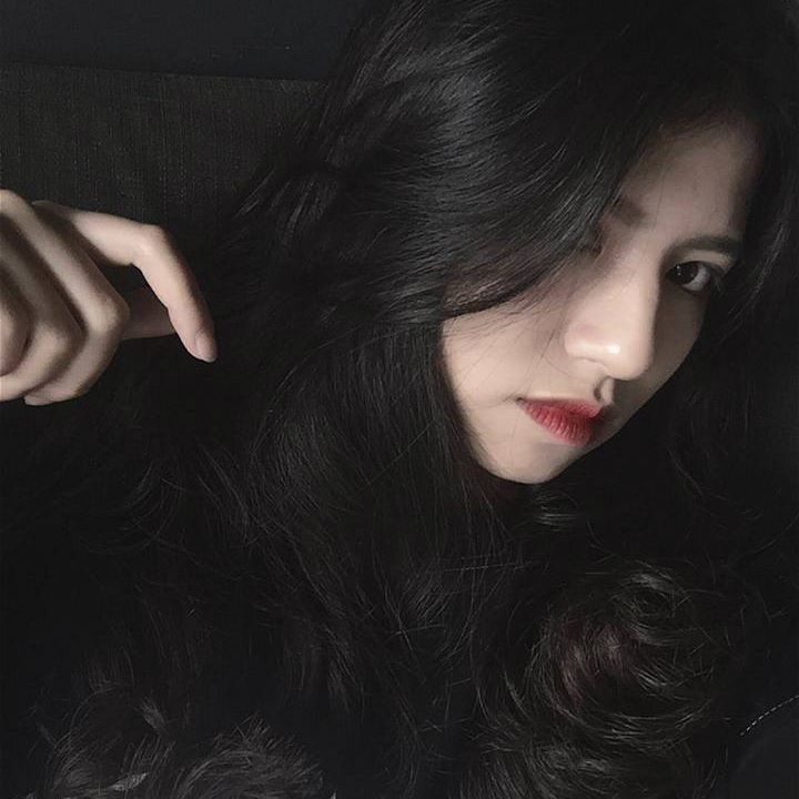 Vũ Nguyệt Linh Nquy3t.Lynq.02