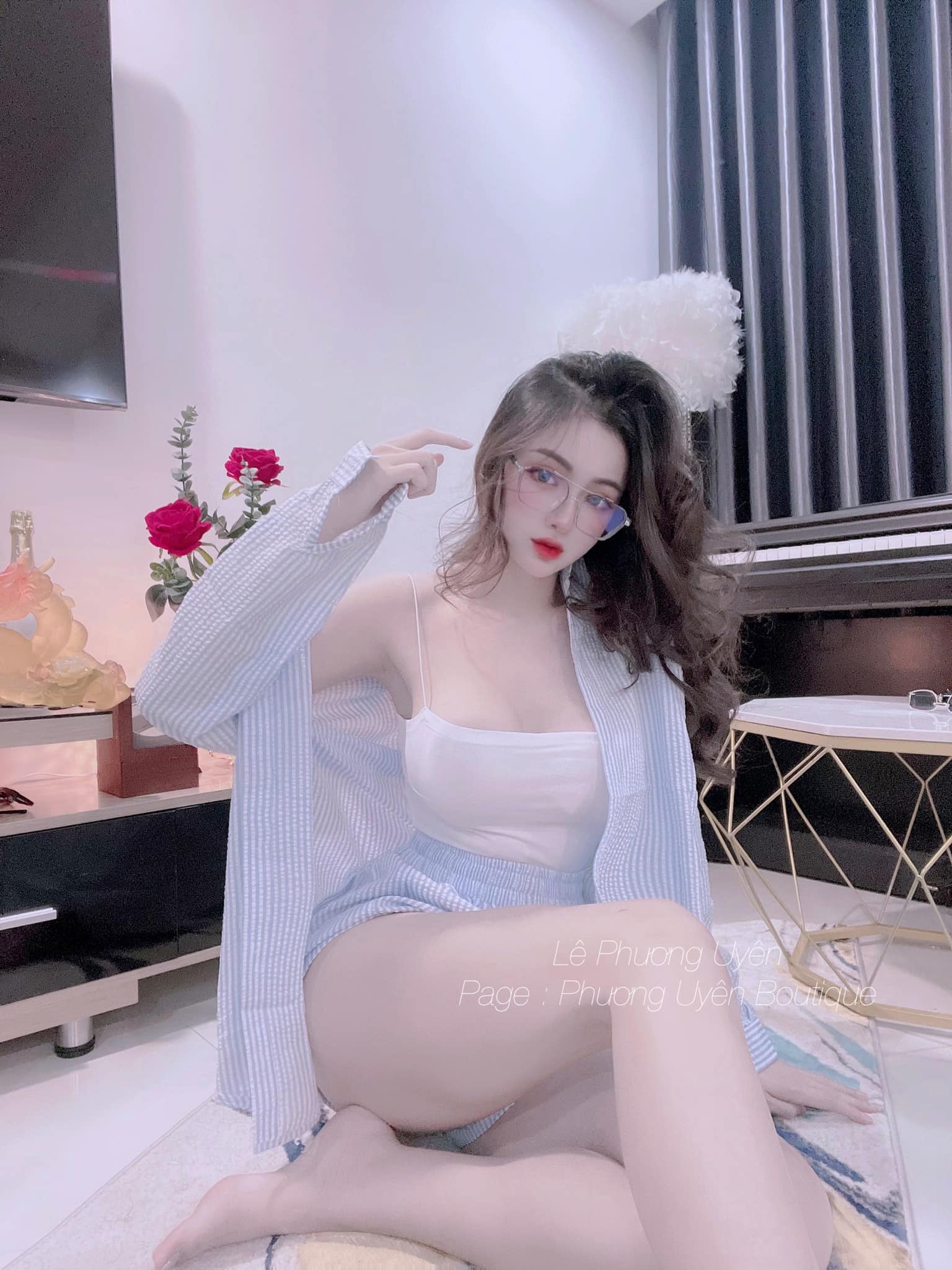Ảnh Girl gym, Hotgirl Fitness, Ảnh gái tập gym, Girl tập gym, PT hotgirl, Huấn luyện viên hotgirl lê Phương uyên elena.le.125