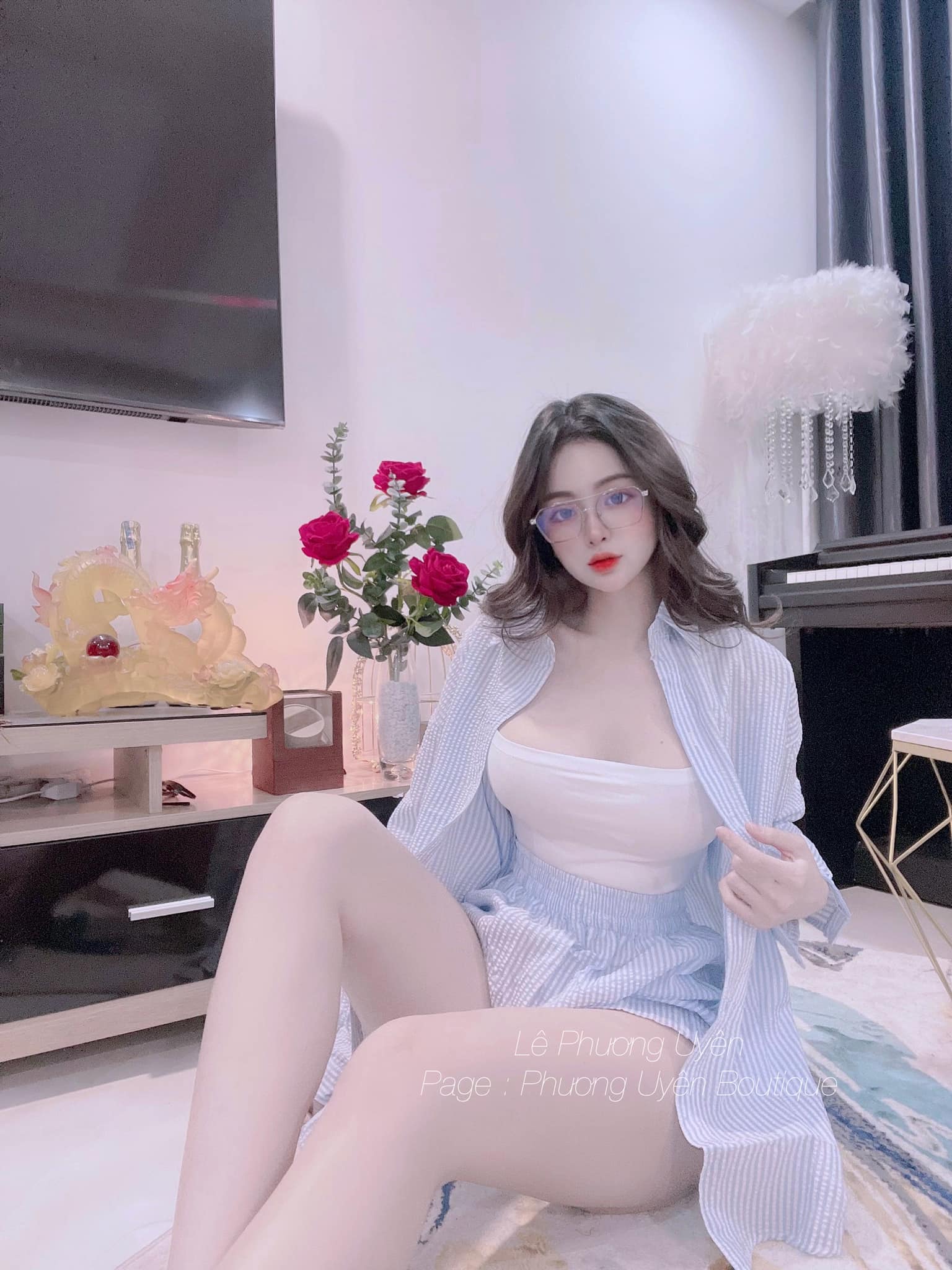 Ảnh Girl gym, Hotgirl Fitness, Ảnh gái tập gym, Girl tập gym, PT hotgirl, Huấn luyện viên hotgirl lê Phương uyên elena.le.125