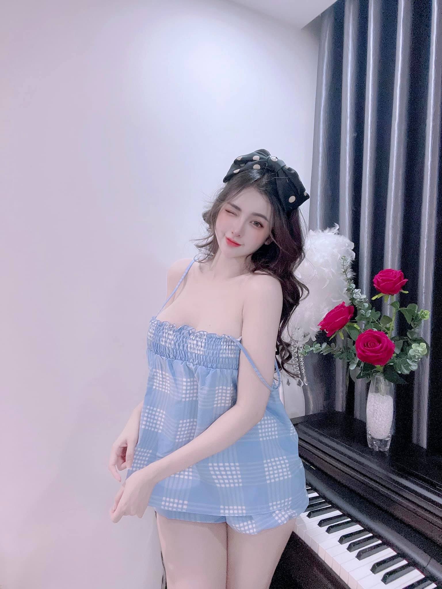 Ảnh Girl gym, Hotgirl Fitness, Ảnh gái tập gym, Girl tập gym, PT hotgirl, Huấn luyện viên hotgirl lê Phương uyên elena.le.125
