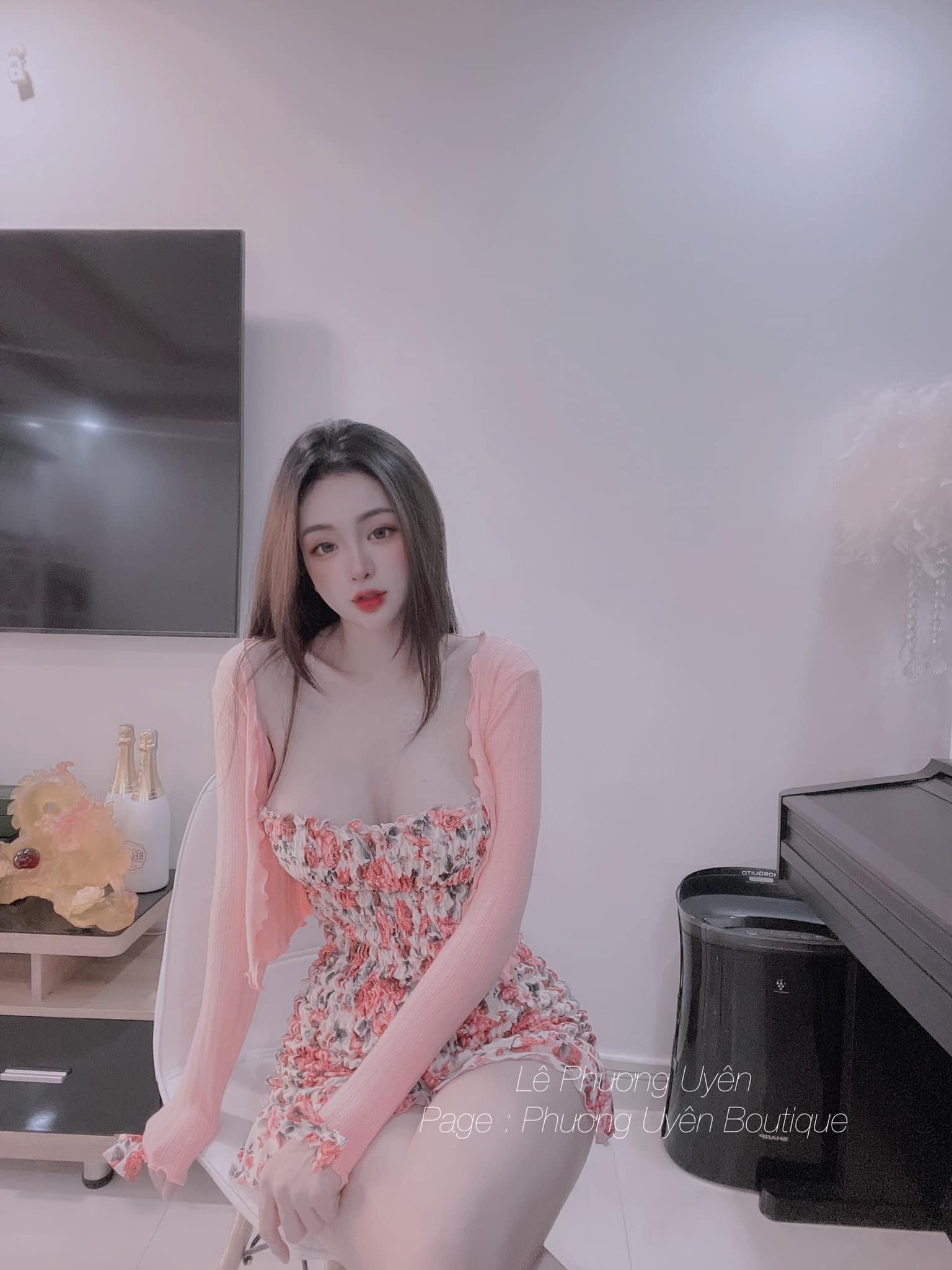 Ảnh Girl gym, Hotgirl Fitness, Ảnh gái tập gym, Girl tập gym, PT hotgirl, Huấn luyện viên hotgirl lê Phương uyên elena.le.125