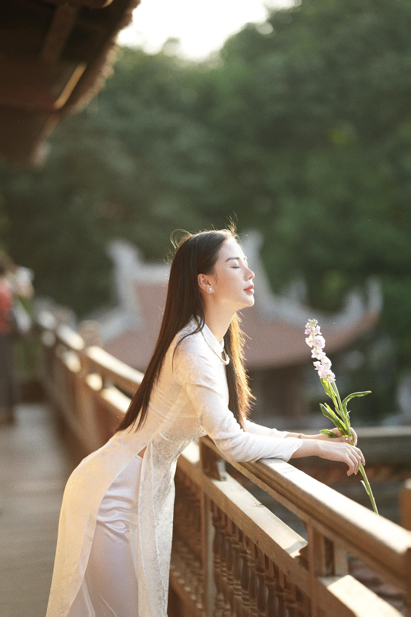 áo dài, trắng, truyên thống Phạm Hồng Ngọc ĐT Mỹ 