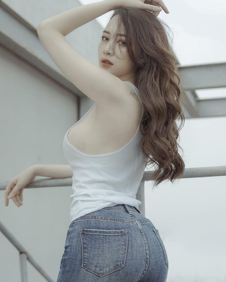 xinh, sexy, r1, bự Phạm Thu Hằng ĐT Úc 