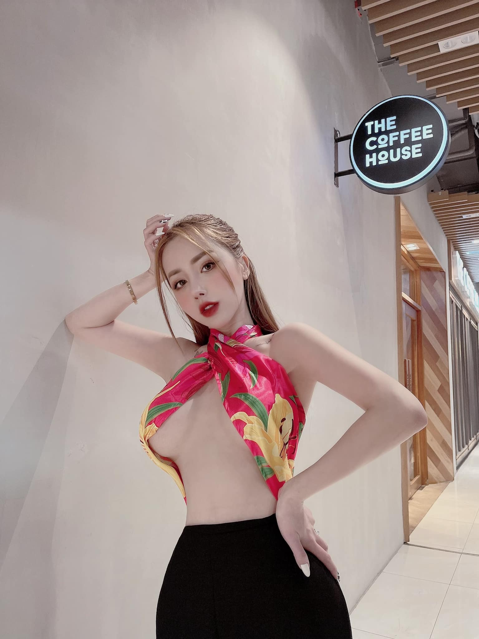 r1, bự, sexy Tăng Thiên Kim Ảnh Girl gym, Hotgirl Fitness, Ảnh gái tập gym, Girl tập gym, PT hotgirl, Huấn luyện viên hotgirl