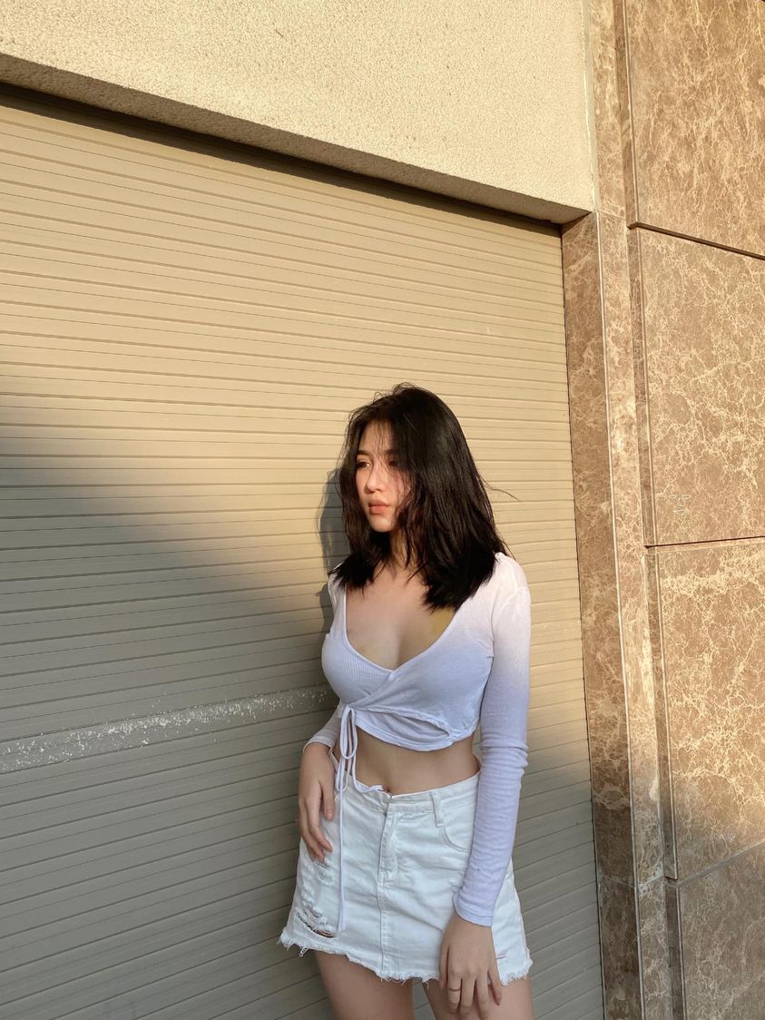 r1, bự Vi Hiền Đặng 